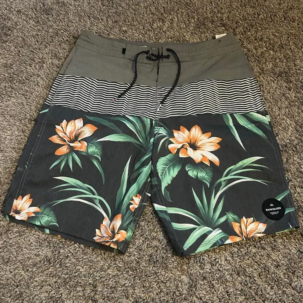 Quicksilver floral board shorts sz